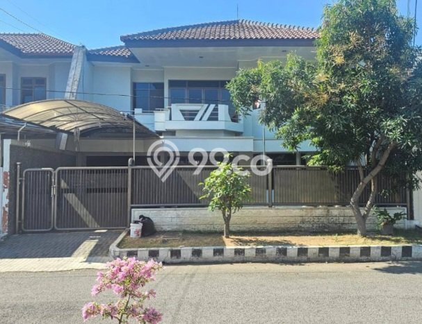 For Sale Rumah Mewah Exclusive di Wonocolo, Surabaya For Sale Rumah Mewah Exclusive di Wonocolo, Surabaya