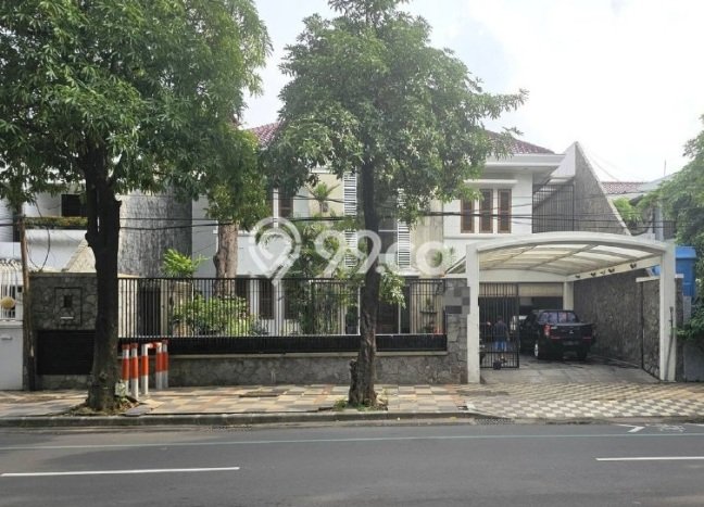 Rumah Luxury Modern Siap Huni di Kertajaya Surabaya Rumah Luxury Modern Siap Huni di Kertajaya Surabaya