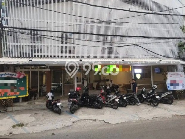 Komersial Dijual di Surabaya LT 213m2 & LB 400m2 Lokasi Terbaik! Komersial Dijual di Surabaya LT 213m2 & LB 400m2 Lokasi Terbaik!