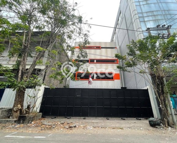 Ruko Bagus Dijual LB 1000m2 Lokasi Strategis Surabaya Area Cocok untuk Bisnis Ruko Bagus Dijual LB 1000m2 Lokasi Strategis Surabaya Area Cocok untuk Bisnis