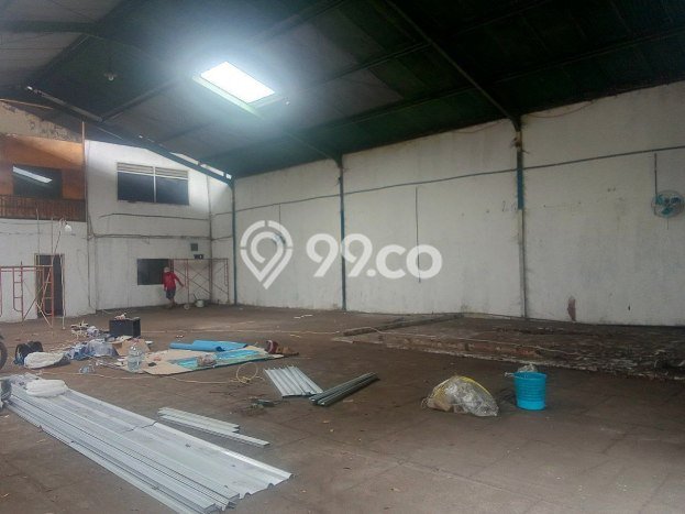 Gudang disewakan di Blimbing Malang dengan luas bangunan 400m2 Gudang disewakan di Blimbing Malang dengan luas bangunan 400m2