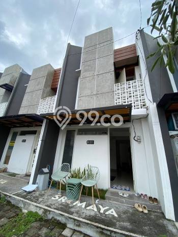 Rumah Modern Cantik 3 Kamar Bisa Langsung Pindah di Blimbing Rumah Modern Cantik 3 Kamar Bisa Langsung Pindah di Blimbing