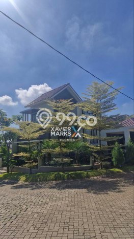 Rumah Luxury Modern Tanpa Renovasi di Tidar Malang Rumah Luxury Modern Tanpa Renovasi di Tidar Malang
