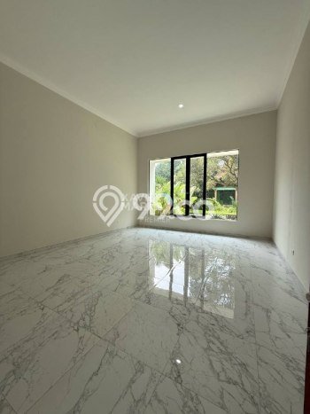 Rumah Disewakan Malang LT 225m2 LB 95m2 Kawasan Tidar Rumah Disewakan Malang LT 225m2 LB 95m2 Kawasan Tidar