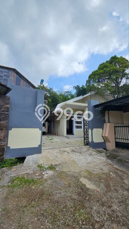Hunian Cantik Modern Lb 120m2 di Batu, Batu Hunian Cantik Modern Lb 120m2 di Batu, Batu