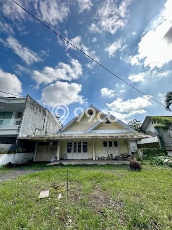 Rumah Disewakan Malang LT 494m2 LB 182m2 Kawasan Dieng Rumah Disewakan Malang LT 494m2 LB 182m2 Kawasan Dieng