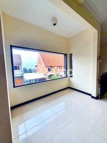 Vila di Batu, Luas 180m2m², Posisi Premium Vila di Batu, Luas 180m2m², Posisi Premium