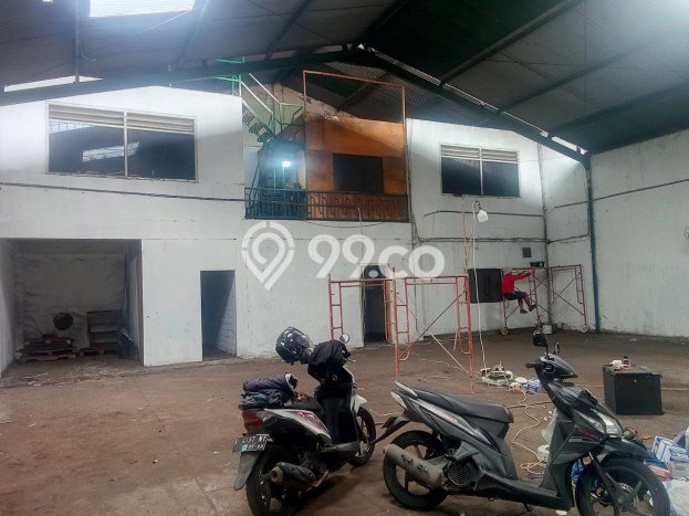 Gudang disewakan di Blimbing Malang dengan luas bangunan 400m2 Gudang disewakan di Blimbing Malang dengan luas bangunan 400m2