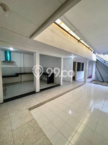 Lokasi terbaik! Rumah siap pakai disewakan di Tidar LB 250m2 Lokasi terbaik! Rumah siap pakai disewakan di Tidar LB 250m2