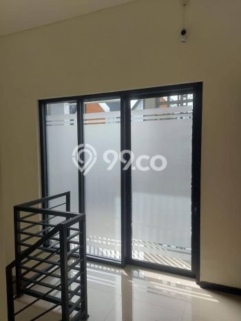 Rumah Kost untuk Dijual di Lowokwaru dengan 14 KT, 14 KM, Luas 160m2 Rumah Kost untuk Dijual di Lowokwaru dengan 14 KT, 14 KM, Luas 160m2