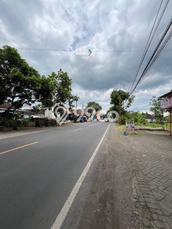 Lokasi Strategis! Dijual Ruko Bisnis di Kepanjen, Malang Kondisi Baik Lokasi Strategis! Dijual Ruko Bisnis di Kepanjen, Malang Kondisi Baik