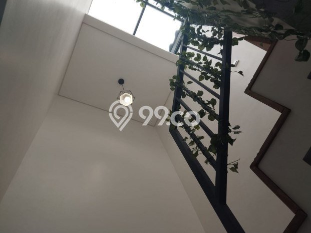 Rumah Modern Minimalis 4 Kamar Siap Huni di Blimbing Rumah Modern Minimalis 4 Kamar Siap Huni di Blimbing