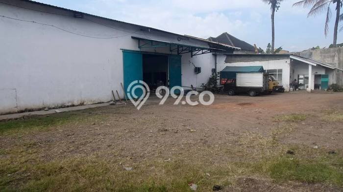 Unit Gudang Disewa Lokasi Sukun, Malang Spesifikasi Luas Bangunan 1100m2 Unit Gudang Disewa Lokasi Sukun, Malang Spesifikasi Luas Bangunan 1100m2