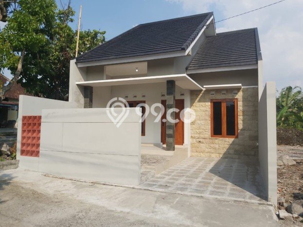 Dijual Hunian Rumah Terawat 3 Kamar di Sleman, Yogyakarta Dijual Hunian Rumah Terawat 3 Kamar di Sleman, Yogyakarta