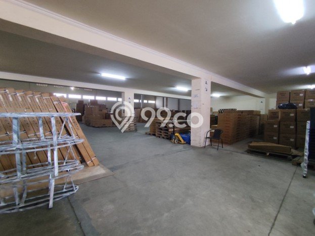 Gudang Dijual di Yogyakarta LT 1400m2 & LB 1000m2 Lokasi Terbaik! Gudang Dijual di Yogyakarta LT 1400m2 & LB 1000m2 Lokasi Terbaik!
