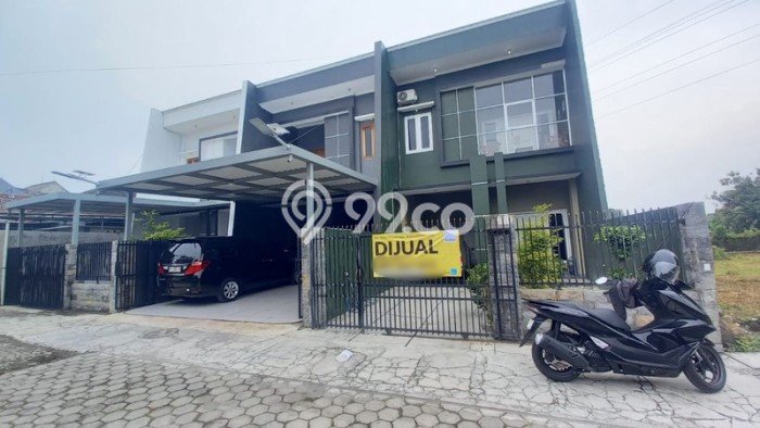 For Sale Rumah 4 Kamar Lokasi Strategis Bagus dan Strategis di Sewon For Sale Rumah 4 Kamar Lokasi Strategis Bagus dan Strategis di Sewon