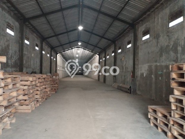 Untuk Dijual! Gudang di Sleman Yogyakarta LT 1136m2 / LB 923m2 Kawasan Strategis Untuk Dijual! Gudang di Sleman Yogyakarta LT 1136m2 / LB 923m2 Kawasan Strategis