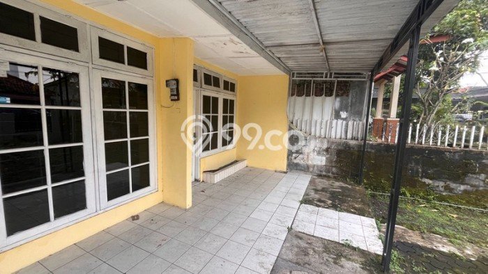 Rumah Modern Cantik 4 Kamar Bisa Langsung Pindah di Sleman Rumah Modern Cantik 4 Kamar Bisa Langsung Pindah di Sleman