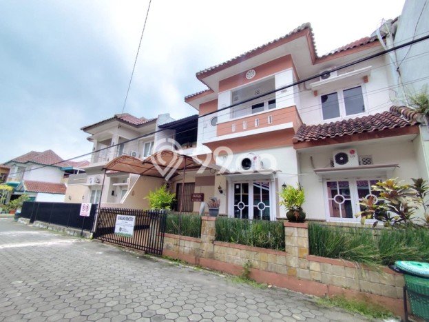 LOKASI PREMIUM! Hotel di , Luas 262m2m², Pusat Bisnis LOKASI PREMIUM! Hotel di , Luas 262m2m², Pusat Bisnis