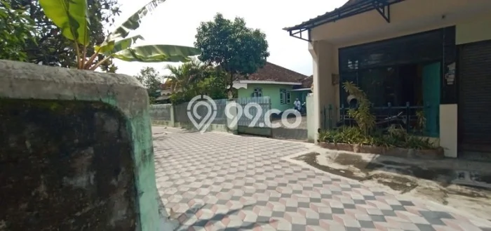 Rumah Kost untuk Dijual di Umbulharjo dengan 9 KT, 4 KM, Luas 246m2 Rumah Kost untuk Dijual di Umbulharjo dengan 9 KT, 4 KM, Luas 246m2