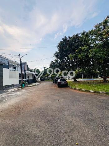 Rumah Elit Modern Tanpa Renovasi di BSD City Tangerang Rumah Elit Modern Tanpa Renovasi di BSD City Tangerang