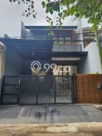 Rumah Modern 2 KT di BSD City Tangerang Semi Furnished Rumah Modern 2 KT di BSD City Tangerang Semi Furnished