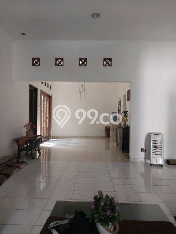 Rumah Modern 2 KT di BSD City Tangerang Semi Furnished Rumah Modern 2 KT di BSD City Tangerang Semi Furnished