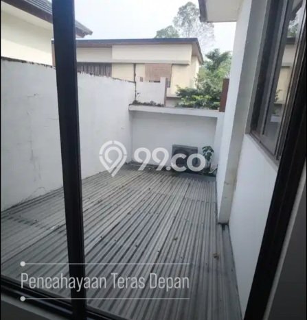 Ready to Use! Luxury House LT 144m2 Desain Modern di BSD City Ready to Use! Luxury House LT 144m2 Desain Modern di BSD City