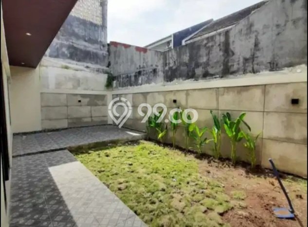 Rumah Luxury Modern Tanpa Renovasi di BSD City Tangerang Rumah Luxury Modern Tanpa Renovasi di BSD City Tangerang