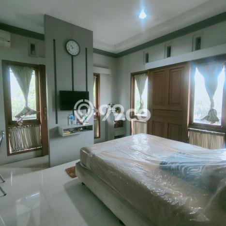 Rumah Elit Modern Siap Huni di Kota Baru Parahyangan Bandung Rumah Elit Modern Siap Huni di Kota Baru Parahyangan Bandung