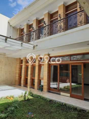 Rumah di , Bandung, LT 375m2m² LB 500m2m² Rumah di , Bandung, LT 375m2m² LB 500m2m²