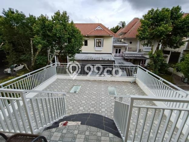 Hunian Mewah LB 500m2 Siap Huni Desain Elegan di Kota Baru Parahyangan, Bandung Hunian Mewah LB 500m2 Siap Huni Desain Elegan di Kota Baru Parahyangan, Bandung