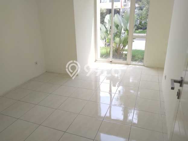 Kesempatan Emas Memiliki Rumah LT 162m2m² / LB 97m2m² di Kawasan Komersial , Bandung Kesempatan Emas Memiliki Rumah LT 162m2m² / LB 97m2m² di Kawasan Komersial , Bandung