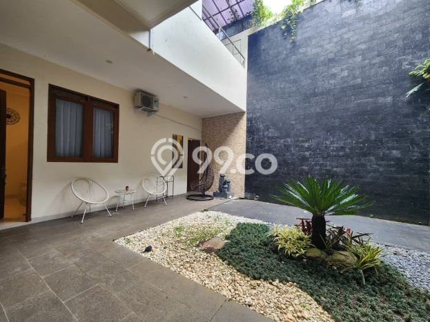 Rumah Elit Modern Tanpa Renovasi di Setiabudi Bandung Rumah Elit Modern Tanpa Renovasi di Setiabudi Bandung
