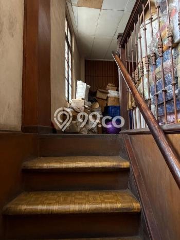 Ruko Bagus Dijual LB 282m2 Lokasi Strategis Bandung Area Cocok untuk Bisnis Ruko Bagus Dijual LB 282m2 Lokasi Strategis Bandung Area Cocok untuk Bisnis