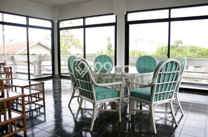 Vila Kawasan , Area 2441m2m², Lokasi Strategis Vila Kawasan , Area 2441m2m², Lokasi Strategis