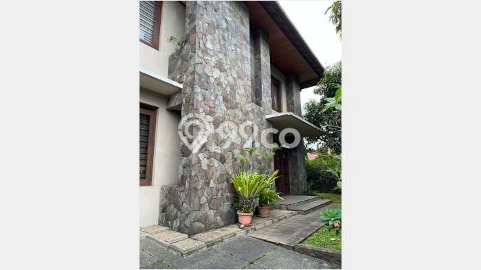 Rumah Elit LB 400m2 Siap Huni Desain Elegan di Bandung Kota, Bandung Rumah Elit LB 400m2 Siap Huni Desain Elegan di Bandung Kota, Bandung