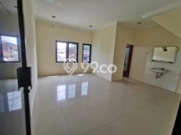 Ruko Dijual di Bandung LT 123m2 & LB 220m2 Lokasi Terbaik! Ruko Dijual di Bandung LT 123m2 & LB 220m2 Lokasi Terbaik!
