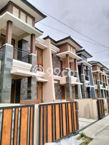 Dijual Rumah Modern 3 KT di Buah Batu, Bandung Dijual Rumah Modern 3 KT di Buah Batu, Bandung