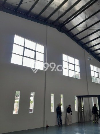 KAWASAN PREMIUM! Gudang di Kutawaringin, Luas 144m2m², Jalan Strategis KAWASAN PREMIUM! Gudang di Kutawaringin, Luas 144m2m², Jalan Strategis