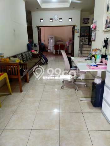 For Sale Rumah 3 Kamar Lokasi Strategis Bagus dan Strategis di Babakan Ciparay For Sale Rumah 3 Kamar Lokasi Strategis Bagus dan Strategis di Babakan Ciparay