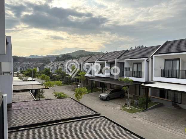 Rumah Lingkungan Asri kawasan Padalarang, Bandung Barat, LT 120m² LB 95m² Rumah Lingkungan Asri kawasan Padalarang, Bandung Barat, LT 120m² LB 95m²