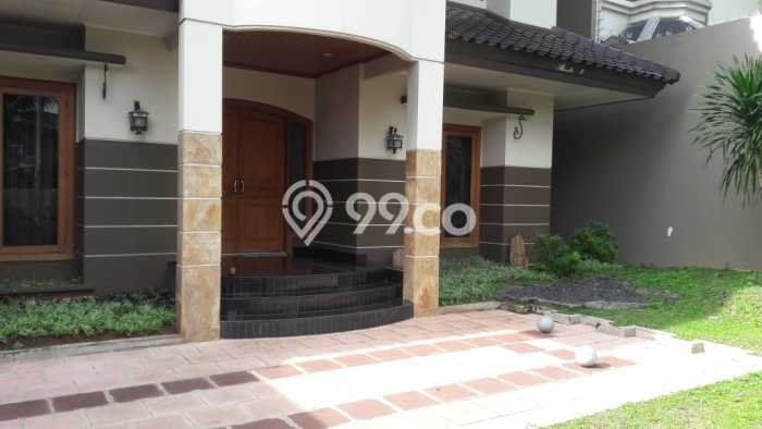 Jual Rumah Mewah Elegan Dengan View Cantik di Cibubur, Jakarta Timur Jual Rumah Mewah Elegan Dengan View Cantik di Cibubur, Jakarta Timur