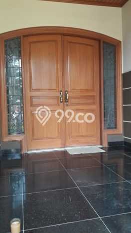 Jual Rumah Mewah Elegan Dengan View Cantik di Cibubur, Jakarta Timur Jual Rumah Mewah Elegan Dengan View Cantik di Cibubur, Jakarta Timur