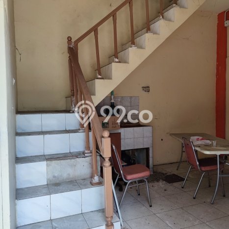Lokasi Strategis! Dijual Ruko Bisnis di Kebayoran Lama, Jakarta Selatan Kondisi Baik Lokasi Strategis! Dijual Ruko Bisnis di Kebayoran Lama, Jakarta Selatan Kondisi Baik