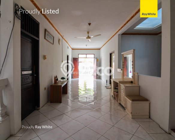 Rumah Luxury Modern Siap Huni di Bintaro Jakarta Selatan Rumah Luxury Modern Siap Huni di Bintaro Jakarta Selatan
