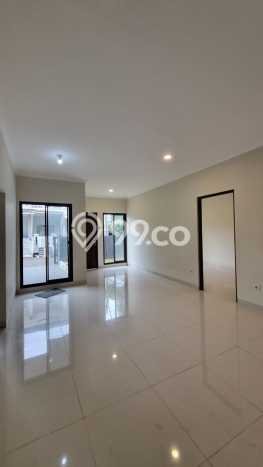 Rumah Luxury Modern Tanpa Renovasi di Bintaro Tangerang Selatan Rumah Luxury Modern Tanpa Renovasi di Bintaro Tangerang Selatan