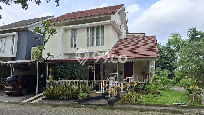 Hunian Mewah LB 141m2 Siap Huni Desain Elegan di Bintaro, Tangerang Selatan Hunian Mewah LB 141m2 Siap Huni Desain Elegan di Bintaro, Tangerang Selatan