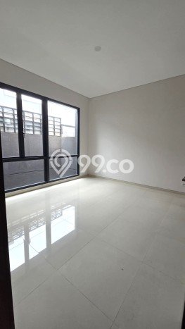 Jual Rumah Mewah Elegan Dengan View Eksklusif di Bintaro, Tangerang Selatan Jual Rumah Mewah Elegan Dengan View Eksklusif di Bintaro, Tangerang Selatan