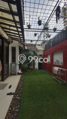 Rumah Luxury Modern Siap Huni di Bintaro Tangerang Selatan Rumah Luxury Modern Siap Huni di Bintaro Tangerang Selatan